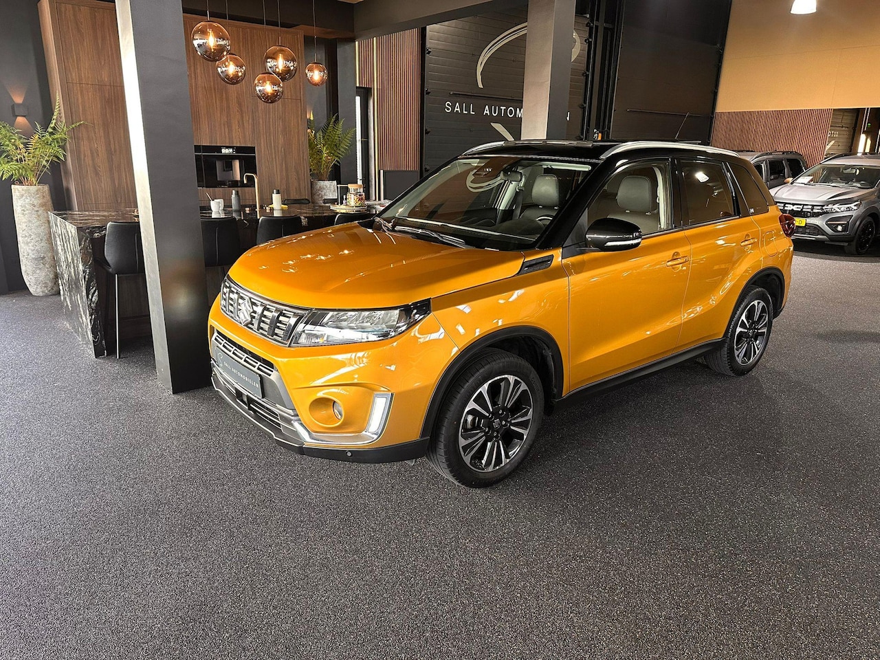 Suzuki Vitara - 1.4 Boosterjet Select Smart Hybrid Pano/Navi/360 - AutoWereld.nl