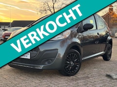 Peugeot 107 - 1.0 Sportium APPLE CARPLAY 5 DEURS 100DKM DEALER ONDH