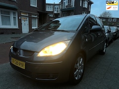 Mitsubishi Colt - 1.3 Instyle Leer Automaat StoelVerwarming nette auto