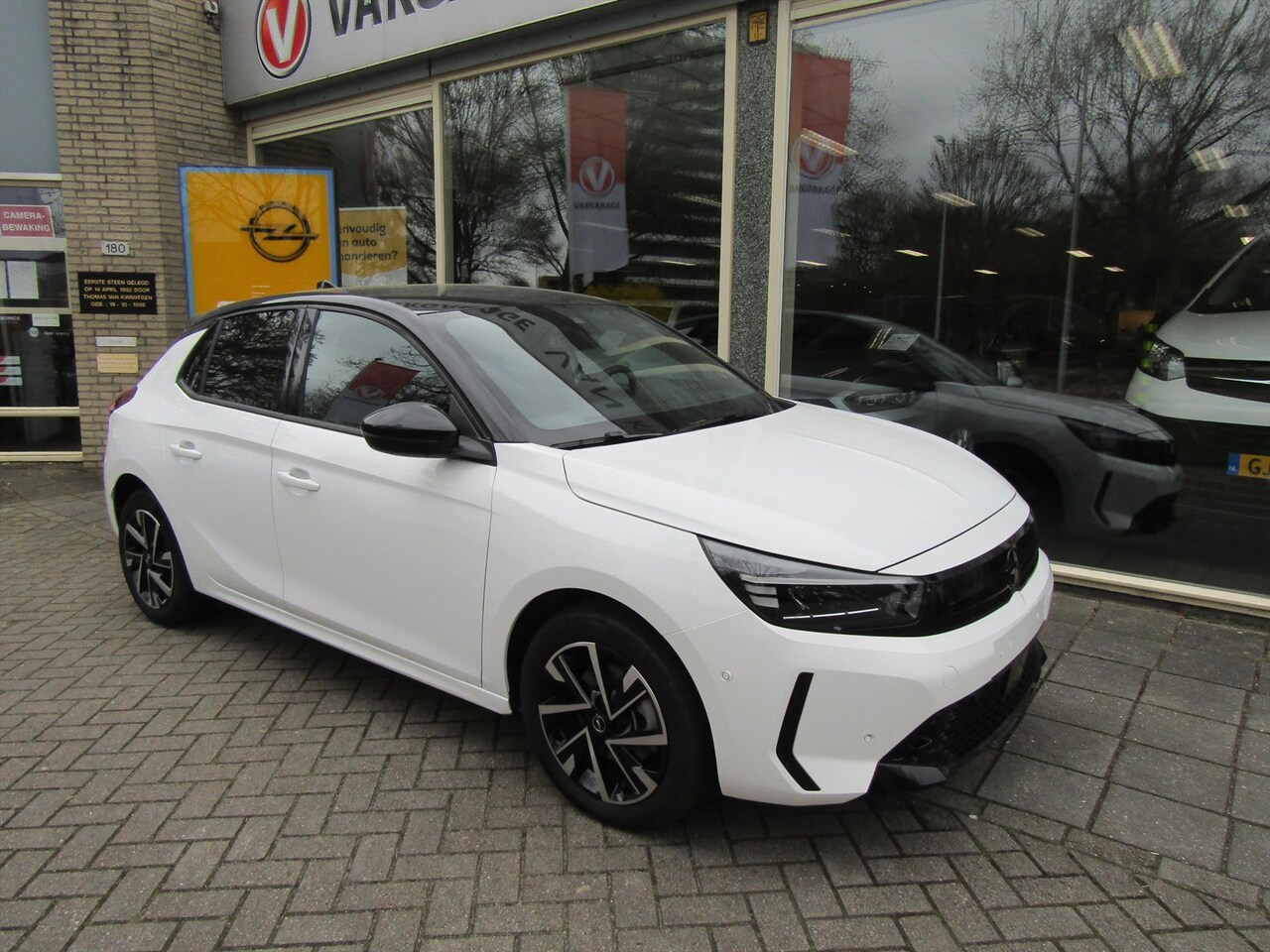 Opel Corsa - 1.2 Corsa 100 pk GS Turbo NAVI CAMERA ECC - AutoWereld.nl