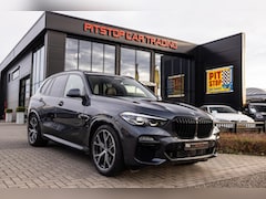 BMW X5 - XDrive45e M-Sport, Pano, Trekhaak, H&K Audio, Dealer onderhouden