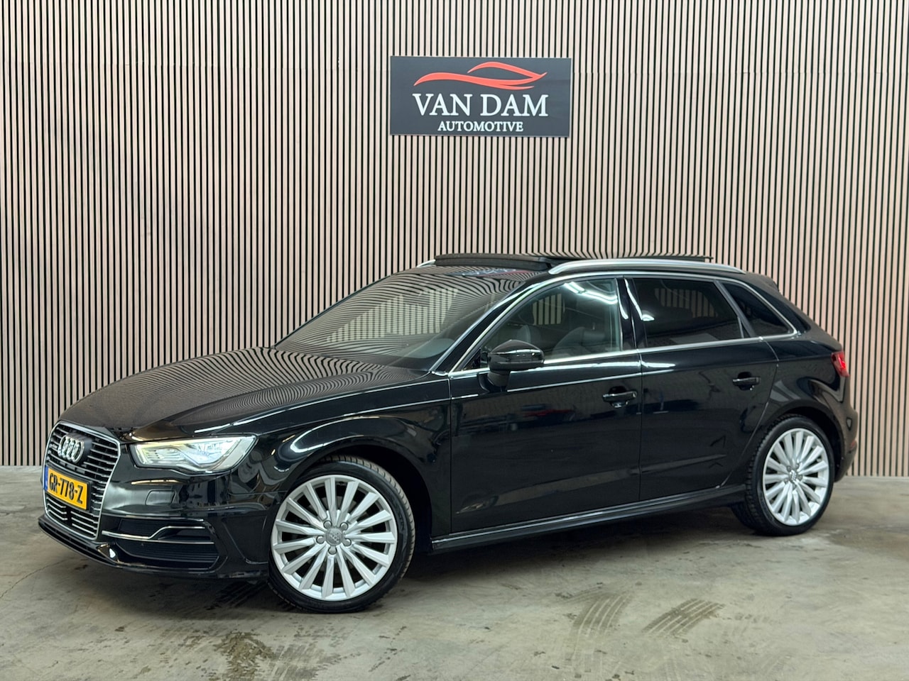 Audi A3 Sportback - 1.4 e-tron PHEV S-Line 2015 NAP PANO LEDER - AutoWereld.nl