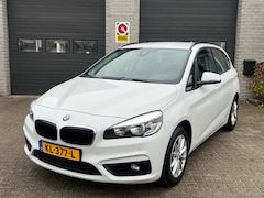 BMW 2-serie Active Tourer - 218i Essential *Navigatie*LM velgen