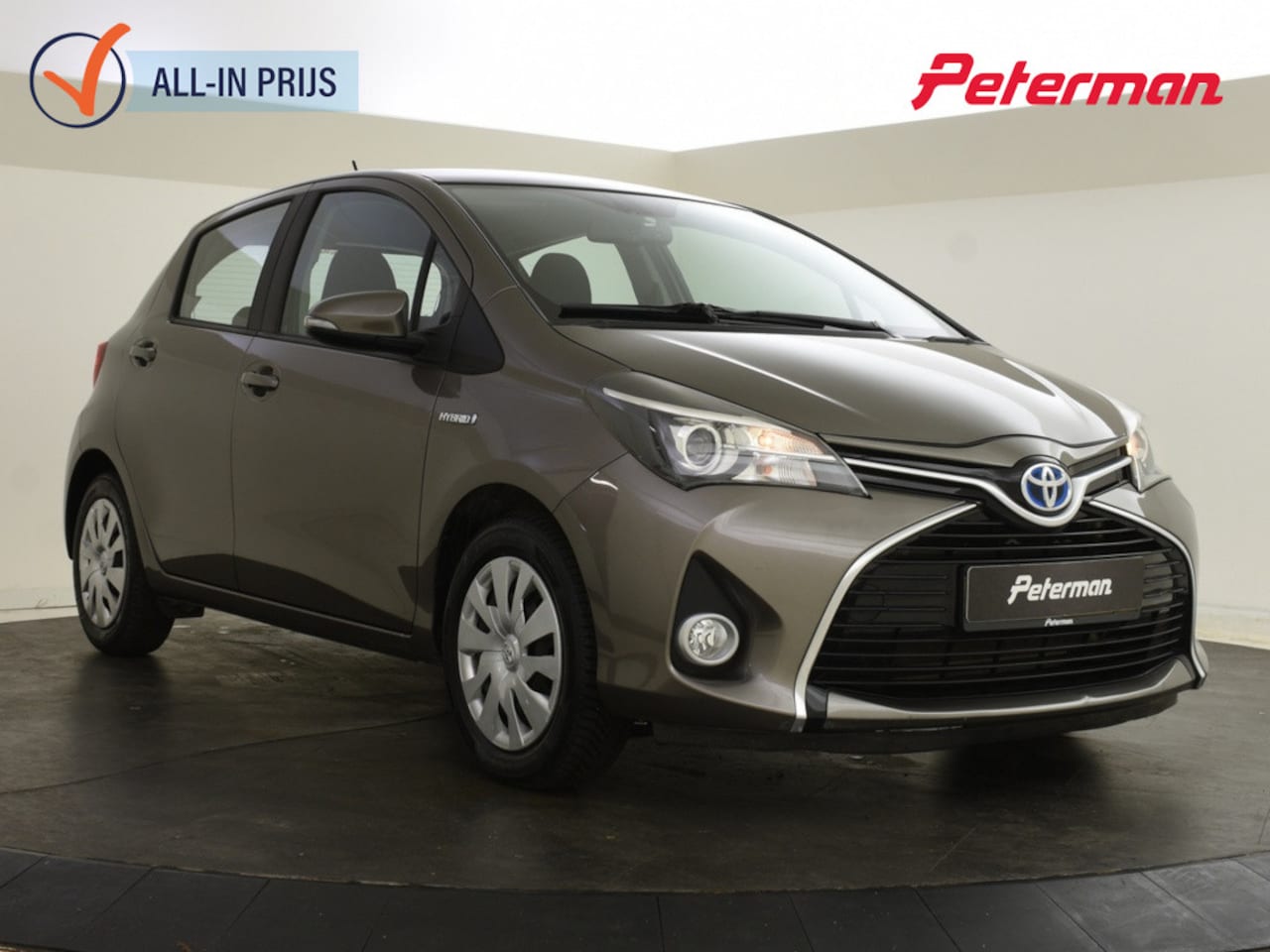 Toyota Yaris - 1.5 Hybrid Aspiration | Navigatie | Camera - AutoWereld.nl