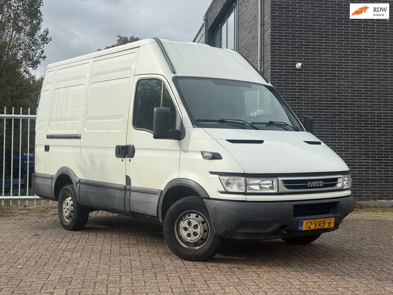 Iveco Daily - 35 S 12V 300 H2 L 35S12V 300 H2 L Airco, Apk! - AutoWereld.nl