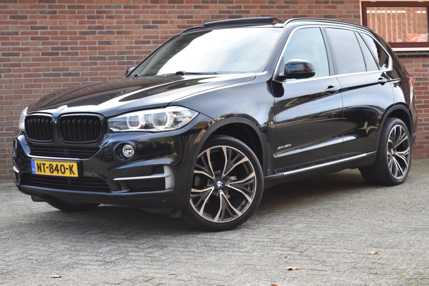 BMW X5 - XDrive30d High Executive 7p. '14 Xenon Pano Clima Leder Cruise - AutoWereld.nl