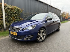 Peugeot 308 SW - 1.2 PureTech GT-line / PANORAMADAK / NAVI / CRUISE / 127dkm