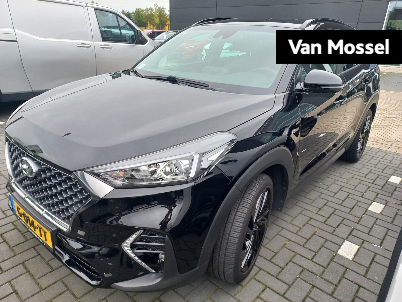Hyundai Tucson - 1.6 T-GDI 177pk Aut. N-Line | 1e-Eigenaar | Black-Style | Navi | Camera | Leder + Alcantar - AutoWereld.nl
