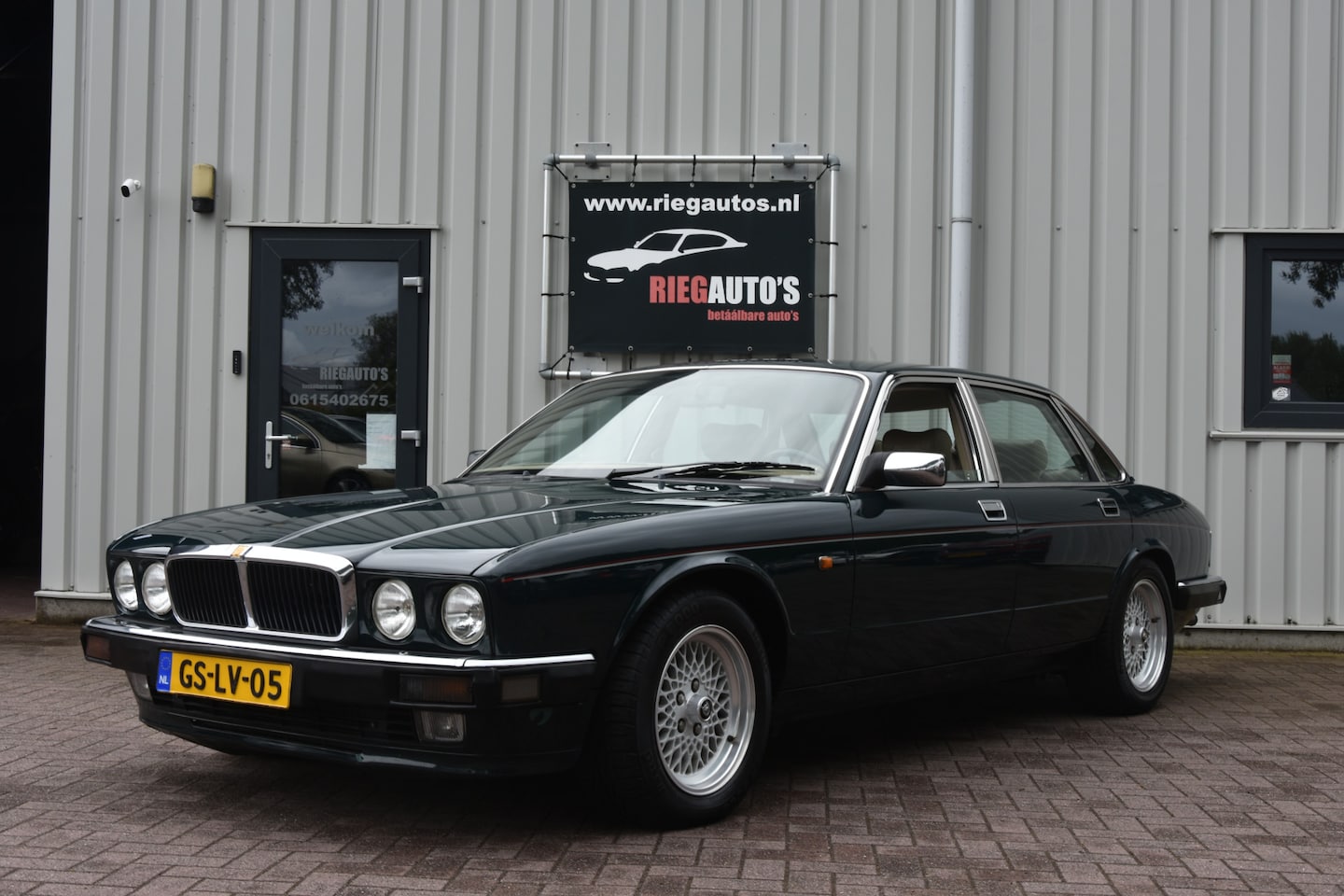 Jaguar XJ - 6.0 V12 Origineel Nederlands!! Nieuwe APK!! - AutoWereld.nl