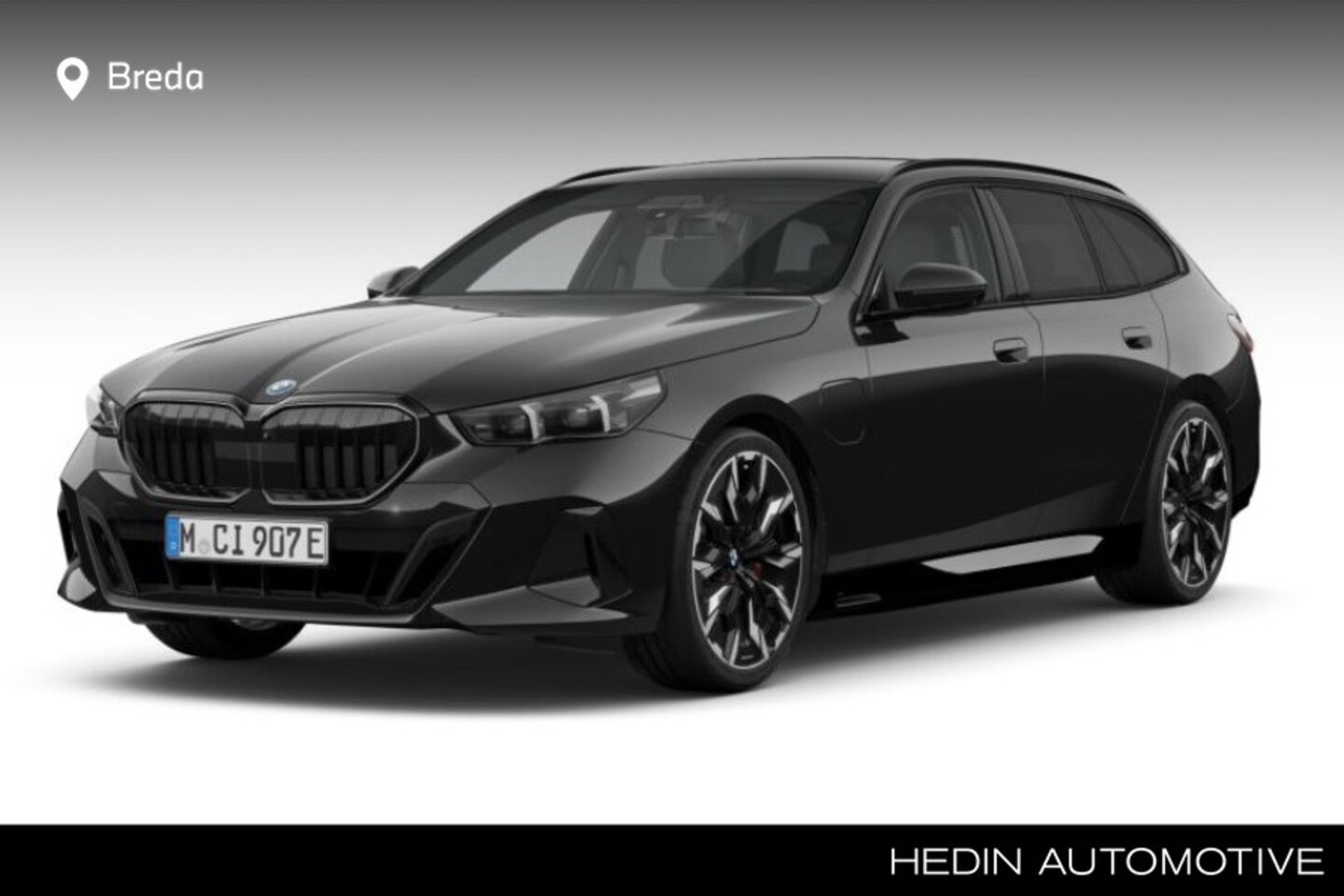 BMW 5-serie Touring - 530e M sport | M Sport pro | Trekhaak | Glazen dak - AutoWereld.nl