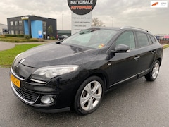 Renault Mégane Estate - 2013 * 1.5 dCi Bose * Navi * Euro 5 * LED * APk