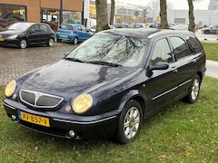 Lancia Lybra - 2.0.v.lx comfortronic MET LPG MEENEEM PRIJS van €3.000 maar zonder inruil