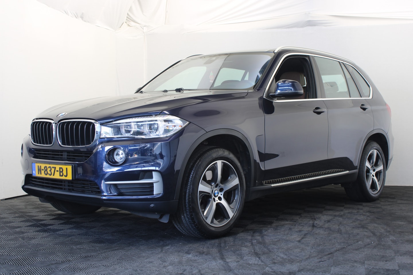 BMW X5 - xDrive35i High Executive |Navi|Camera|Leder| - AutoWereld.nl
