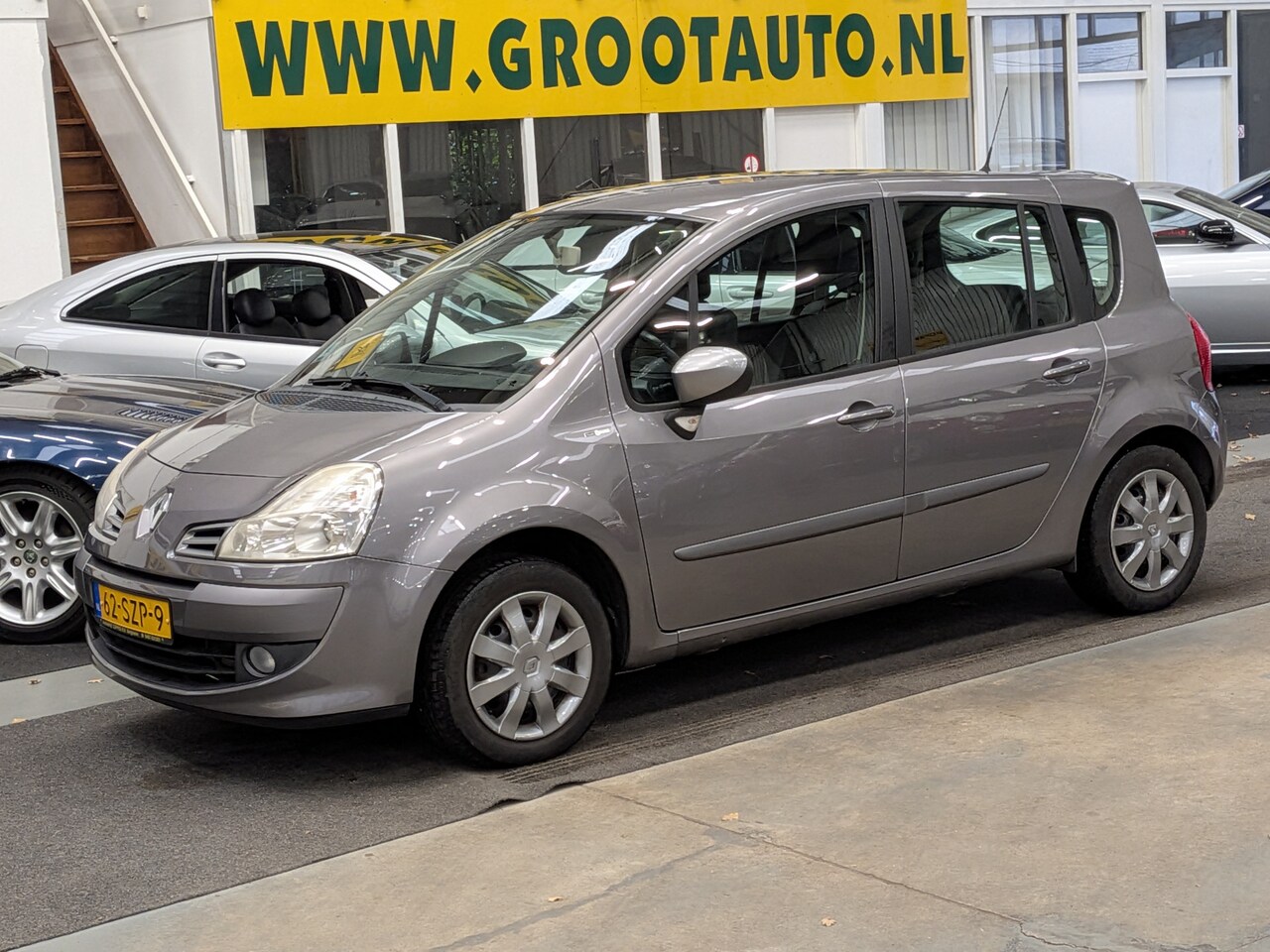 Renault Grand Modus - 1.6-16V Night & Day Automaat Airco, Cruise Control, Trekhaak, Stuurbekrachtiging - AutoWereld.nl