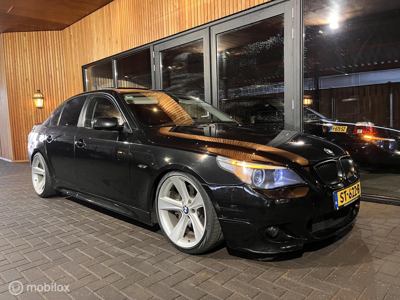 BMW 5-serie - 535d High Executive M-Pakket | Xenon | Schuifdak - AutoWereld.nl