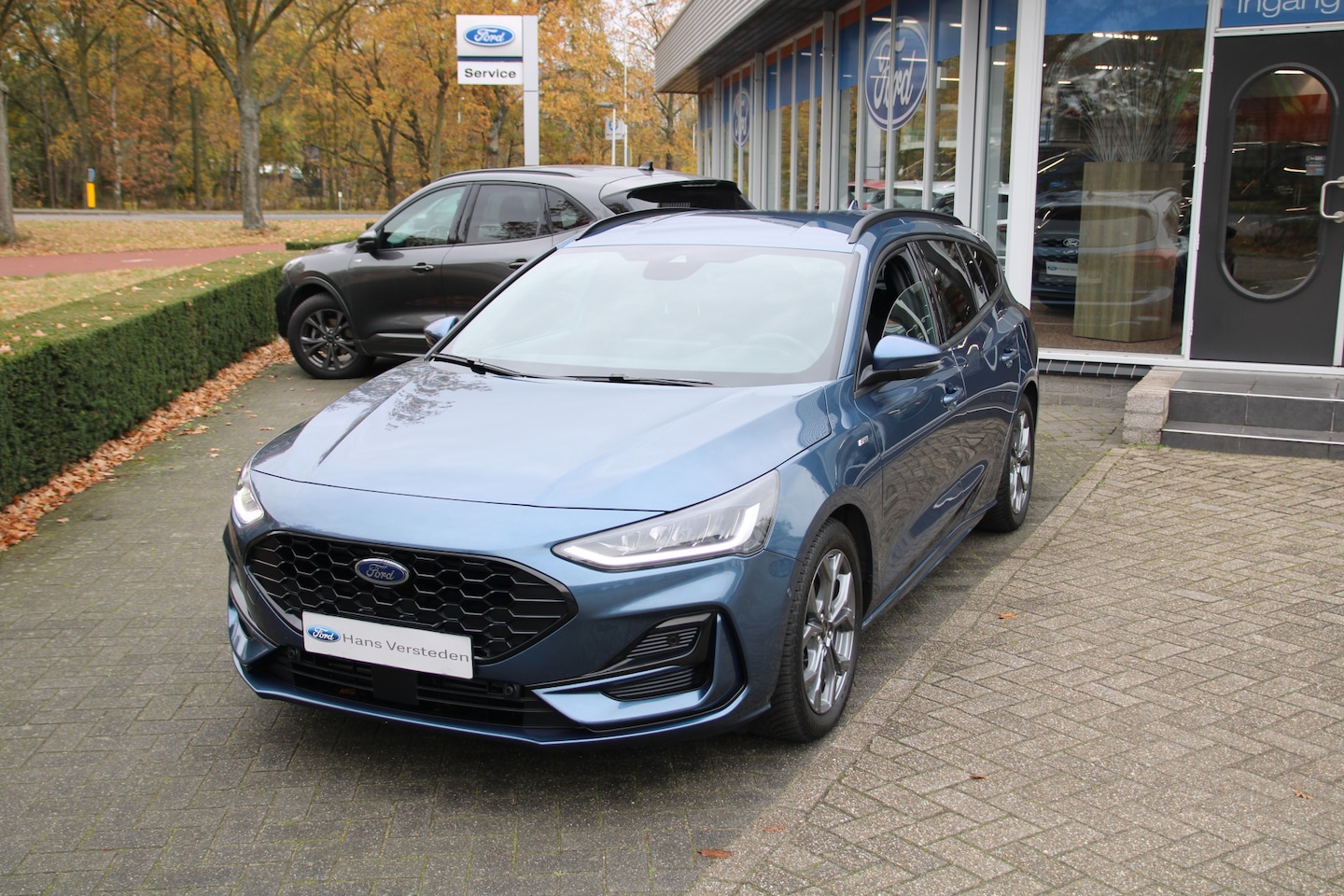 Ford Focus Wagon - 1.0 EcoBoost Hybrid 155 PK AUTOMAAT ST- Line TREKHAAK AFNEEMBAAR | COMFORT STOELEN | BLIS - AutoWereld.nl