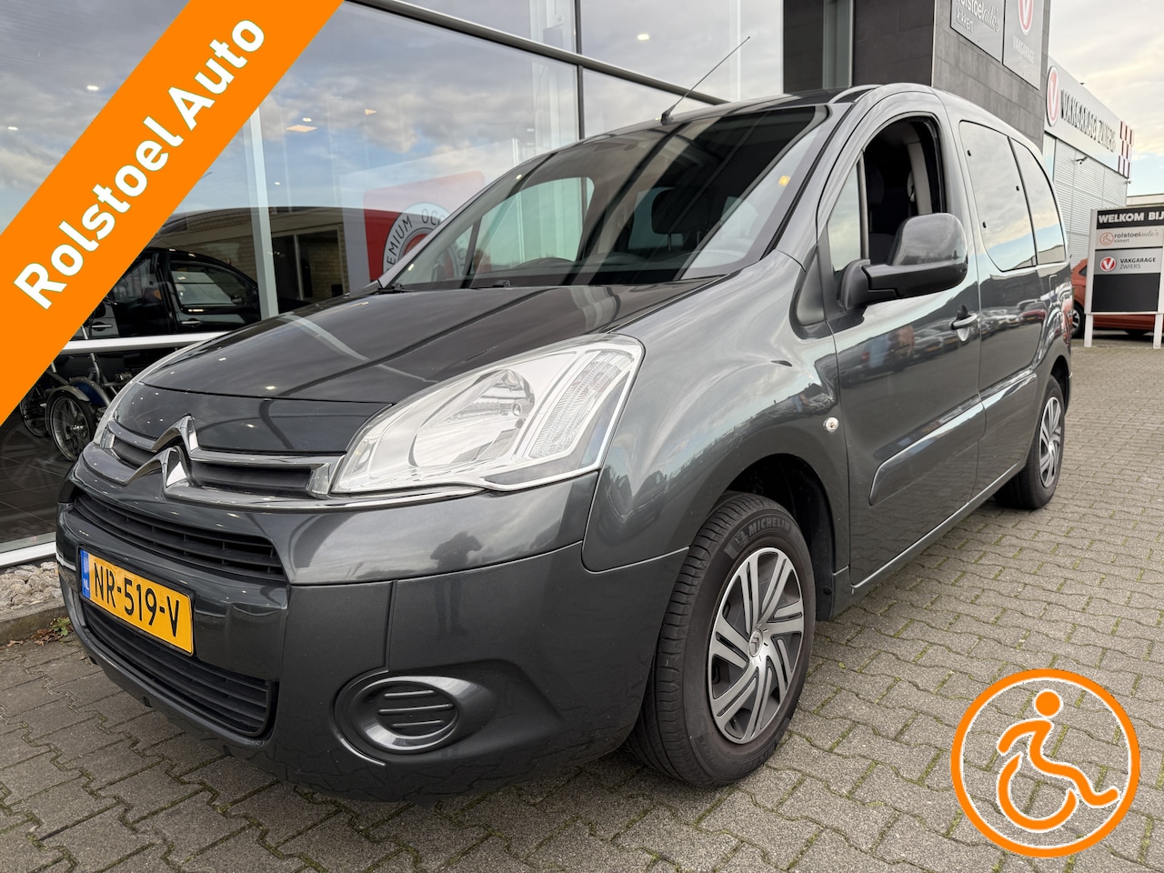 Citroën Berlingo - 3+1 Rolstoelauto 1.6 VTi Attraction (Mooie ruime 3+1 of 5+0 Rolstoelauto!) - AutoWereld.nl