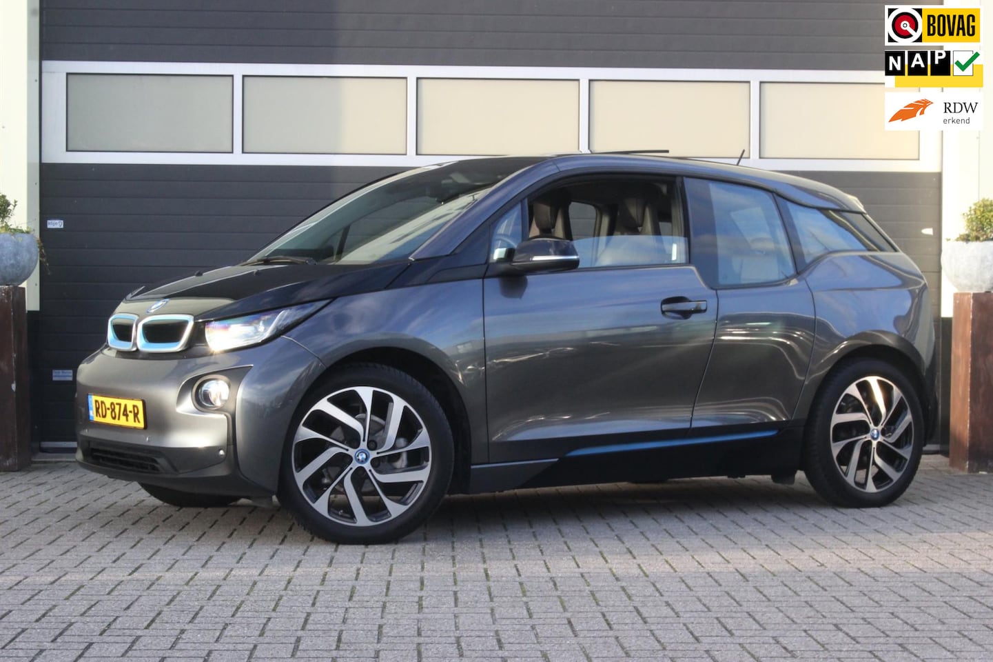 BMW i3 - Basis 94Ah 33 kWh | Schuifdak | Harman/Kardon | - AutoWereld.nl