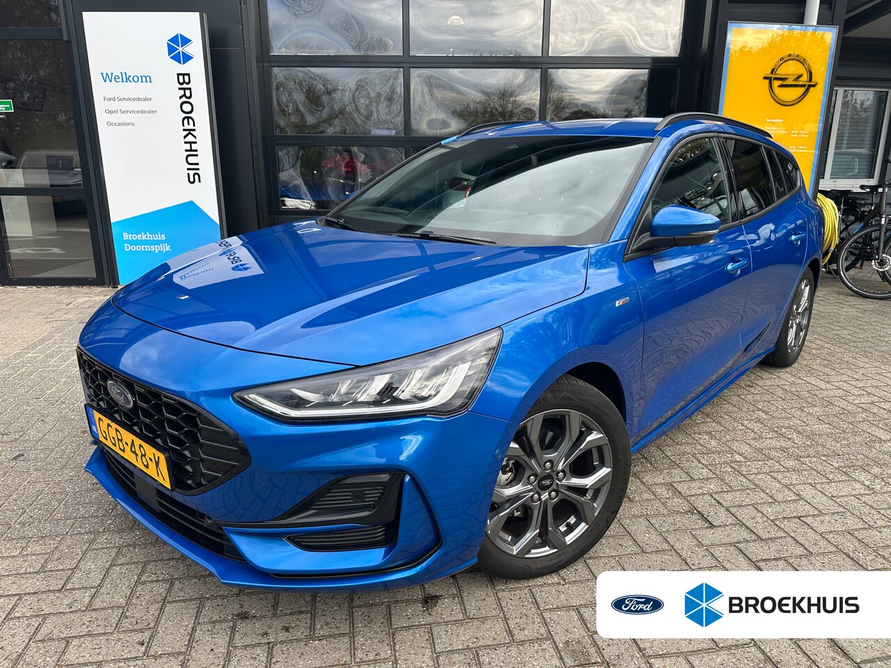 Ford Focus Wagon - 1.0 155PK Hybrid ST Line AUTOMAAT | TREKHAAK AFNEEMBAAR| STOEL-, STUUR- EN VOORRUITVERWARM - AutoWereld.nl