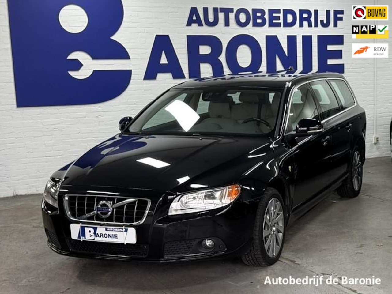 Volvo V70 - 1.6 T4 Limited Edition 1.6 T4 Limited Edition - AutoWereld.nl