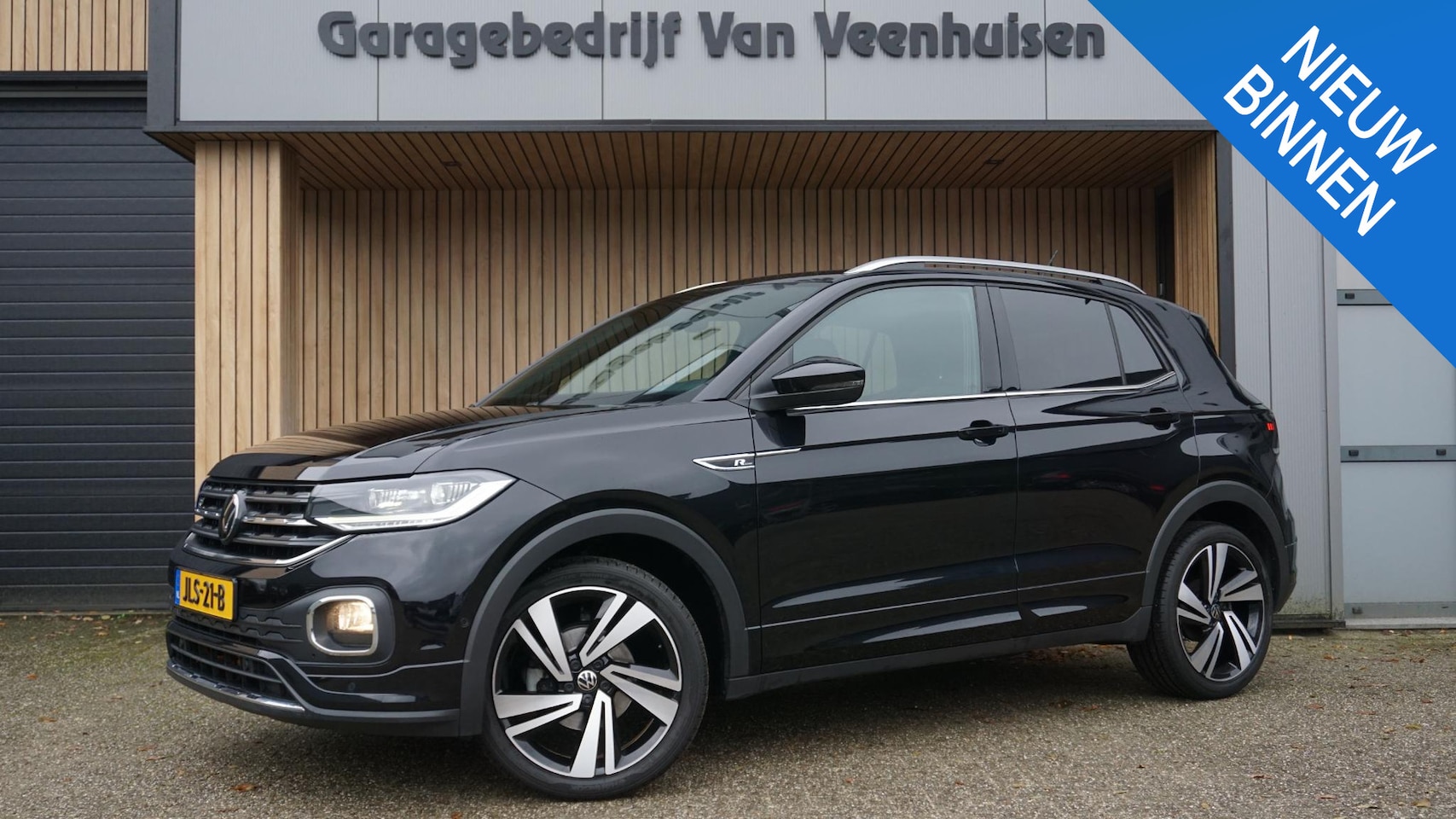Volkswagen T-Cross - 1.0 TSI 110pk DSG 3x R-Line Virtual Cockpit 18inch LM Keyless A-Camera Adaptive Cruise *VW - AutoWereld.nl