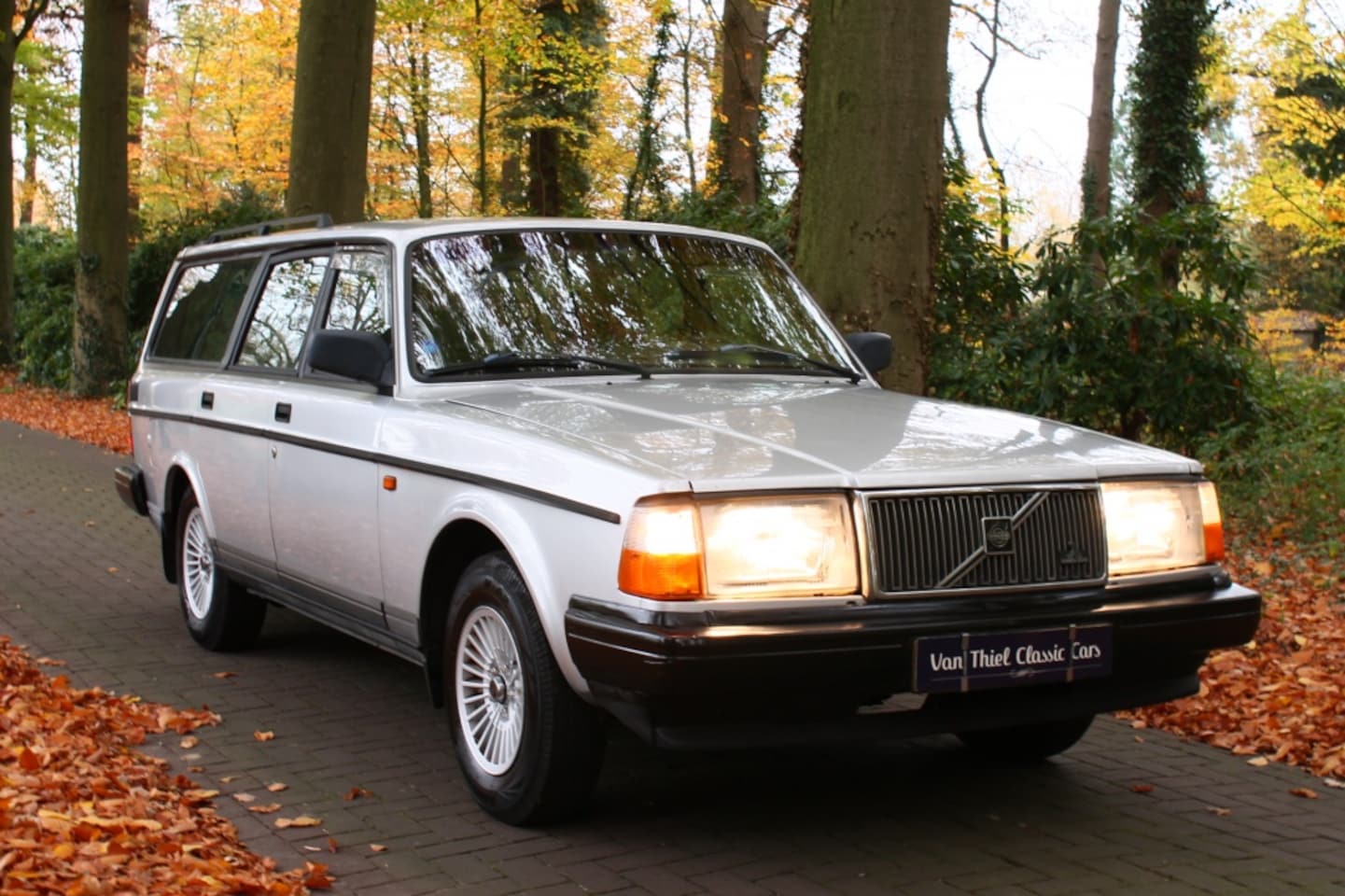 Volvo 240 - 2.3i GLE 2.3i GLE - AutoWereld.nl