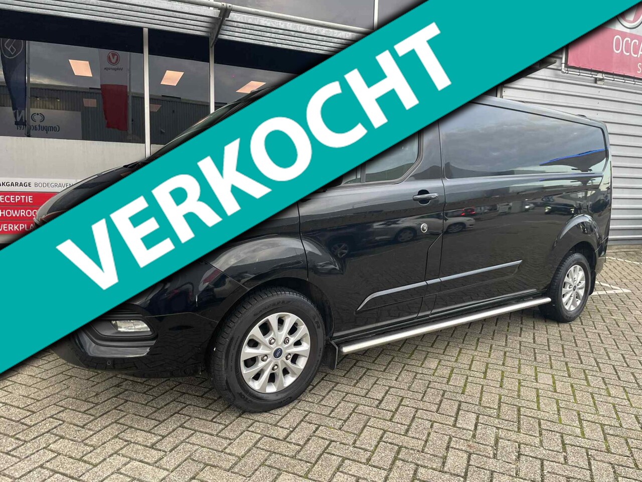 Ford Transit Custom - 300 2.0 TDCI L2H1 Limited l AUTOMAAT - AutoWereld.nl