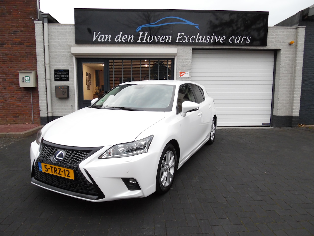 Lexus CT - 200h Luxury Line Luxury Line - AutoWereld.nl