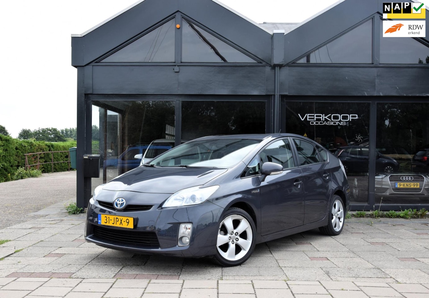 Toyota Prius - 1.8 Aspiration Automaat Navigatie - AutoWereld.nl