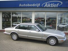 Jaguar XJ - XJ 3.2 V8 EXECUTIVE APK 5-9-2026