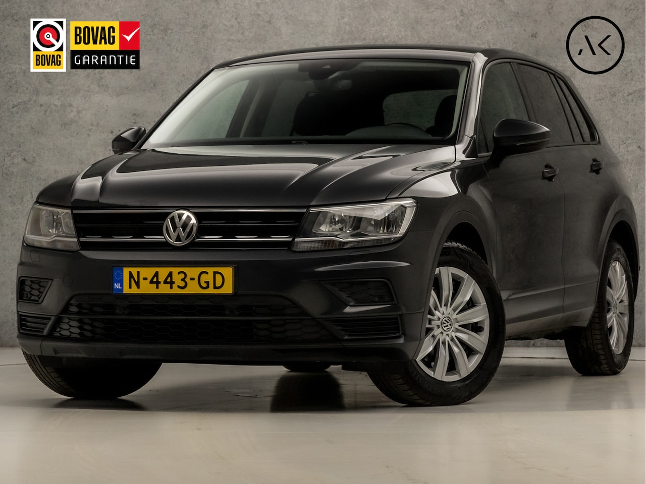 Volkswagen Tiguan - 1.4 TSI Comfort (STOELVERWARMING, PARKEERSENSOREN, TREKHAAK, SPORTSTOELEN, GETINT GLAS, BL - AutoWereld.nl