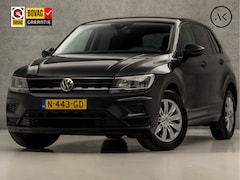 Volkswagen Tiguan - 1.4 TSI Comfort (STOELVERWARMING, PARKEERSENSOREN, TREKHAAK, SPORTSTOELEN, GETINT GLAS, BL