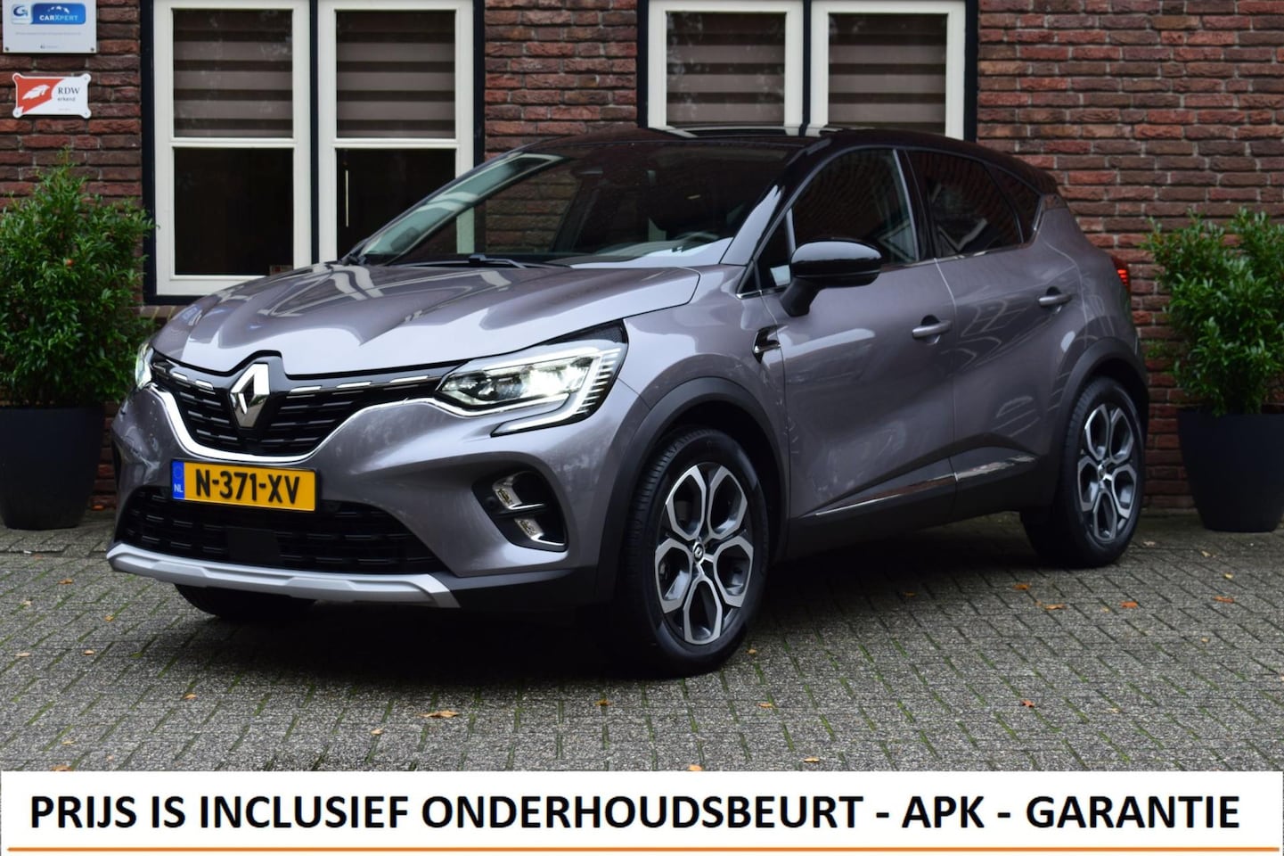 Renault Captur - 1.3 TCe 140 Automaat Intens Trekhaak | Camera | Keyless - AutoWereld.nl