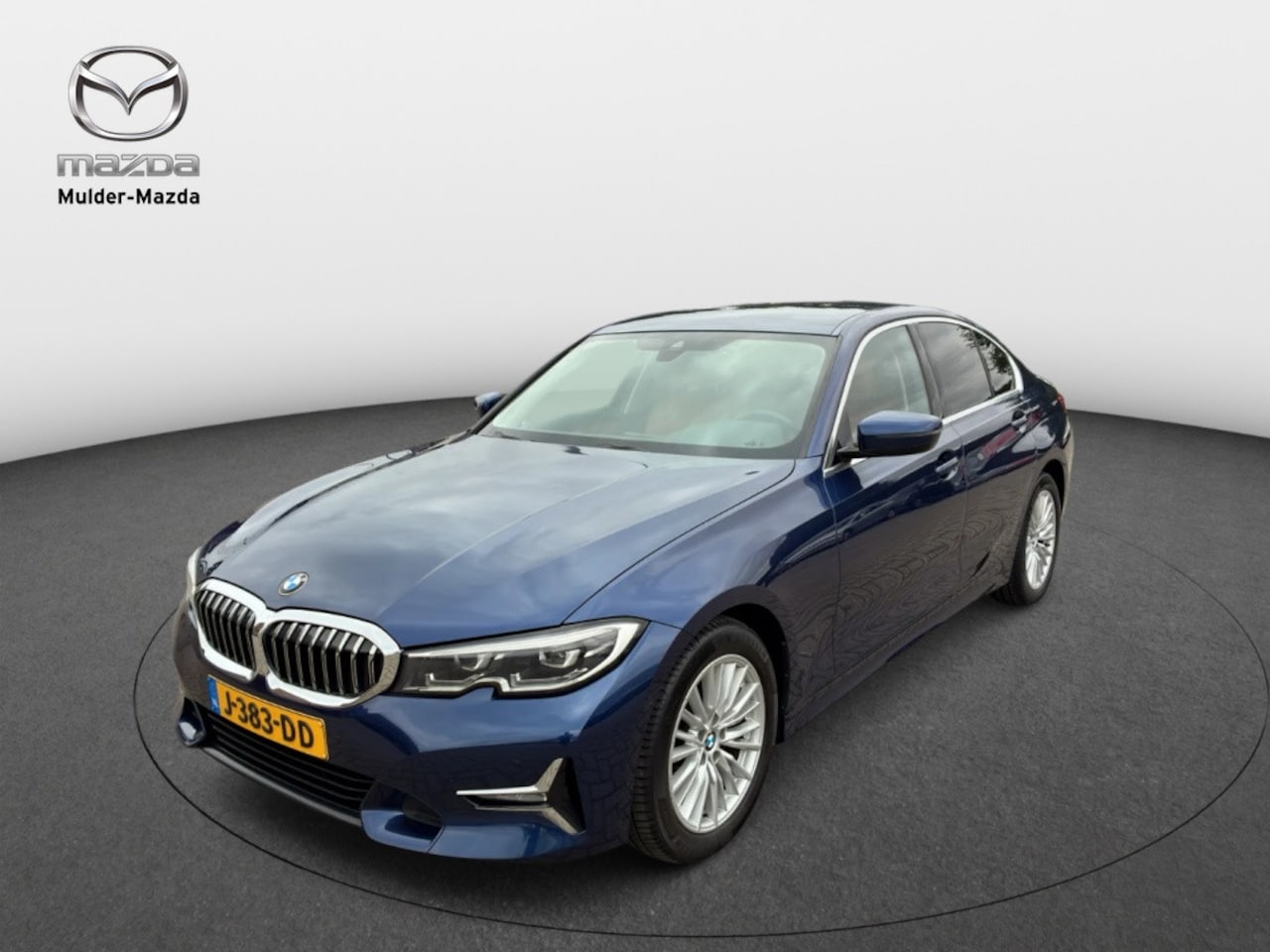 BMW 3-serie - 318i High Executive Edition Aut [ Park assist Camera Safetypack - AutoWereld.nl