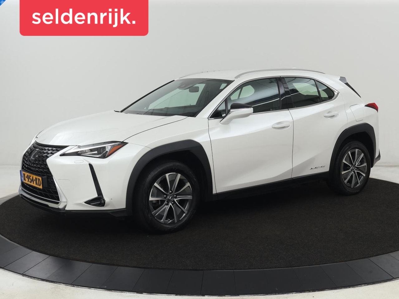 Lexus UX - 300e Business 54 kWh | 1e eigenaar | Adaptive cruise | Carplay | Camera | Navigatie | Full - AutoWereld.nl