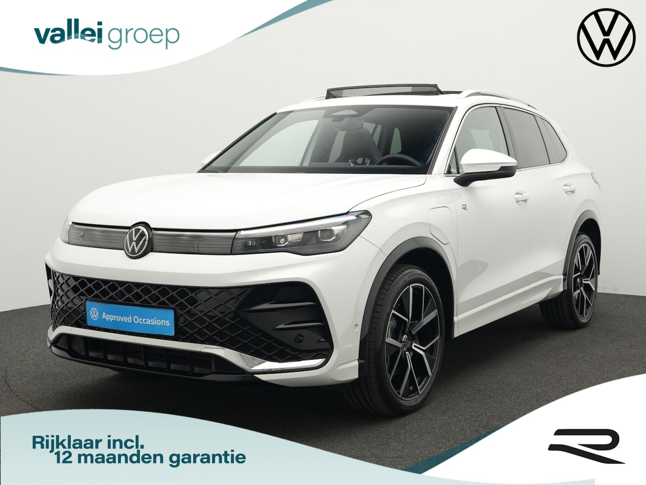 Volkswagen Tiguan - 1.5 eHybrid 272 pk DSG R-Line Edition | Panoramadak | Trekhaak | Adaptief onderstel | Acht - AutoWereld.nl