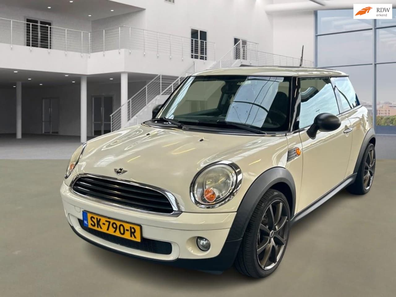 MINI One - Mini 1.4 Salt AIRCO STOELVERWARMING - AutoWereld.nl