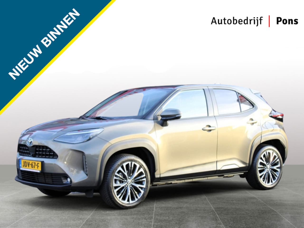 Toyota Yaris Cross - 1.5 Hybrid Advenure Bi-Tone Panoramadak - AutoWereld.nl