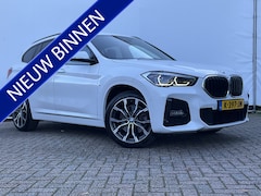 BMW X1 - xDrive20i High Executive M-Sport Trekhaak Nav/Cam Stoelverw Elek.Klep Dealer-OH