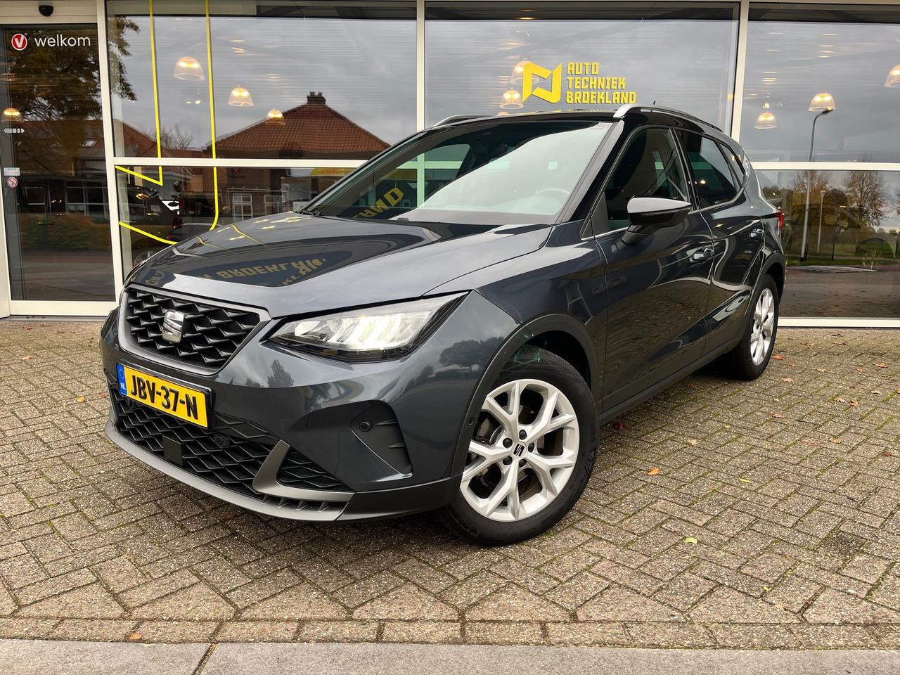 SEAT Arona - AUTOMAAT | CRUISECONTROLE | PDC | LED - AutoWereld.nl