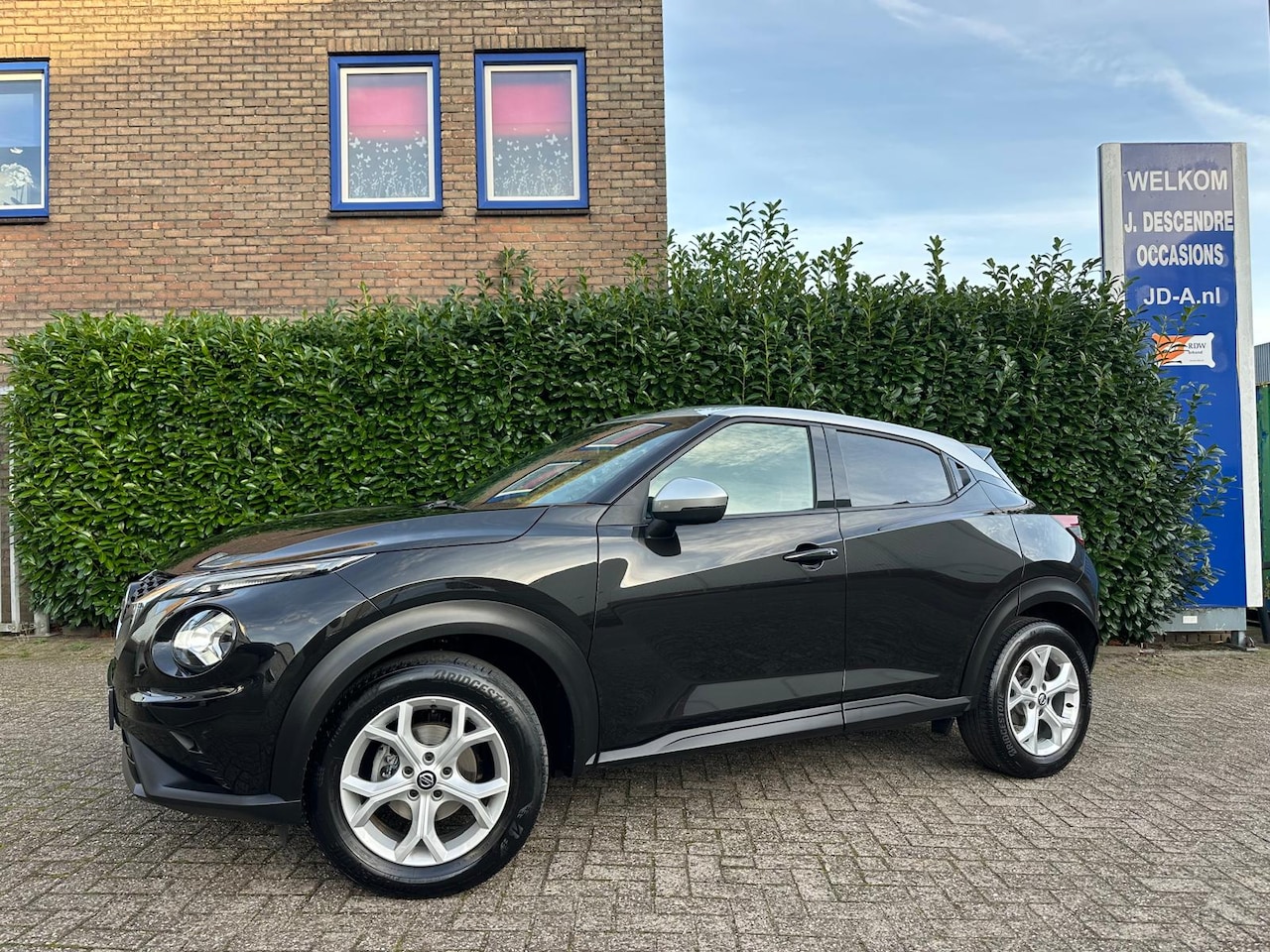 Nissan Juke - 1.0 DIG-T N-Connecta Climate C, Cruise C, Navigatie, Camera!!!! - AutoWereld.nl