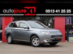 Mitsubishi Outlander - 2.0 PHEV Instyle+ | Schuif-/kanteldak | Leder | Trekhaak | Camera | Navigatie | ACC |