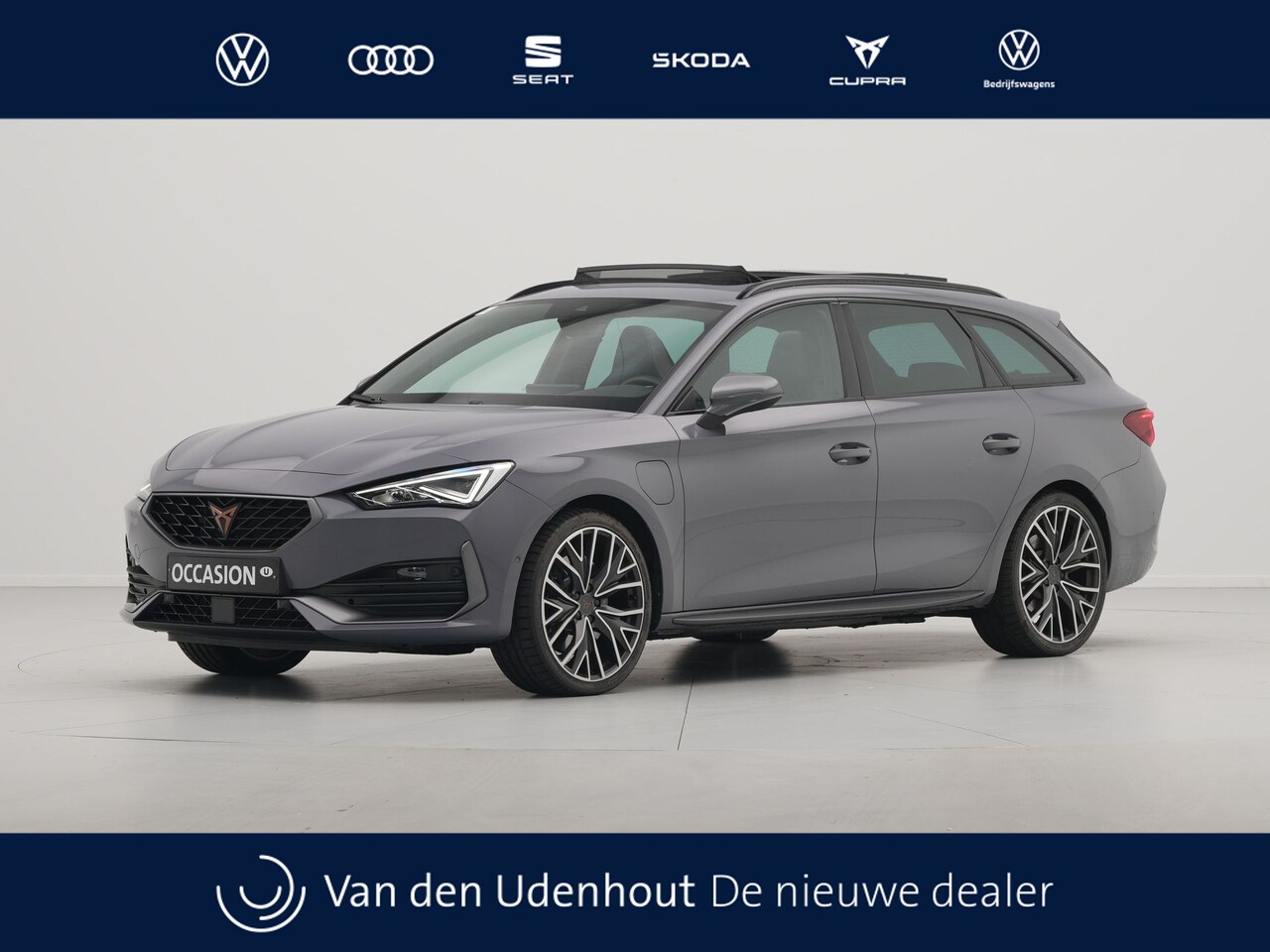 CUPRA Leon Sportstourer - 1.4 e-Hybrid VZ Performance Limited Panorama Navigatie Stoel/Stuurverwarming Parkassist Ca - AutoWereld.nl