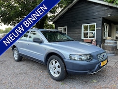 Volvo V70 Cross Country - 2.4 T Comfort 7P