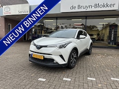 Toyota C-HR - 1.8 Hybrid Style Pearl White