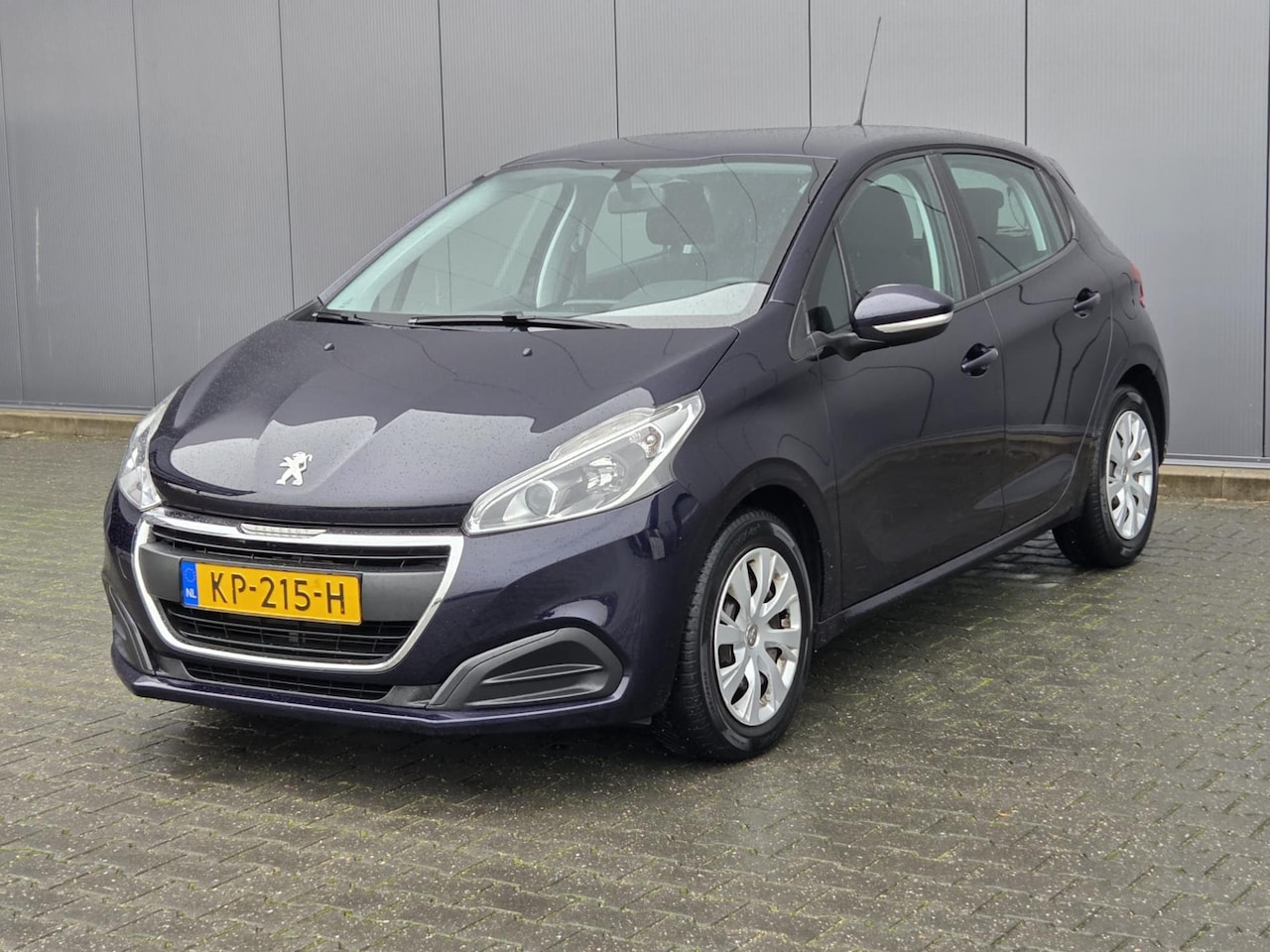 Peugeot 208 - 1.2 PureTech Active Navigatie - AutoWereld.nl