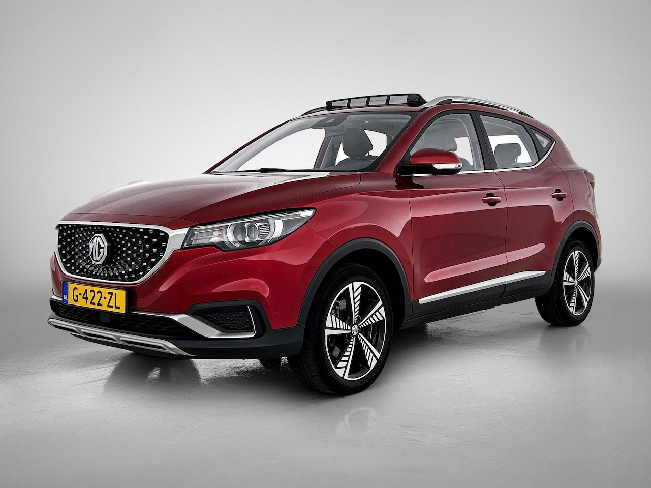 MG ZS - Luxury 45 kWh | WLTP 263 KM | Panorama/Schuif-Kantel dak | LMV | Cam | ACC | Airco | Navig - AutoWereld.nl