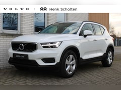 Volvo XC40 - T2 Automaat Momentum Core | Achteruitrijcamera | Parkeersensoren voor en achter | BLIS | N