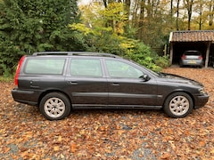 Volvo V70 - 2.4