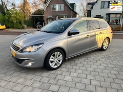 Peugeot 308 SW - 1.6 HDI Executive Pano Ecc Trekhaak Navi LM Cuise